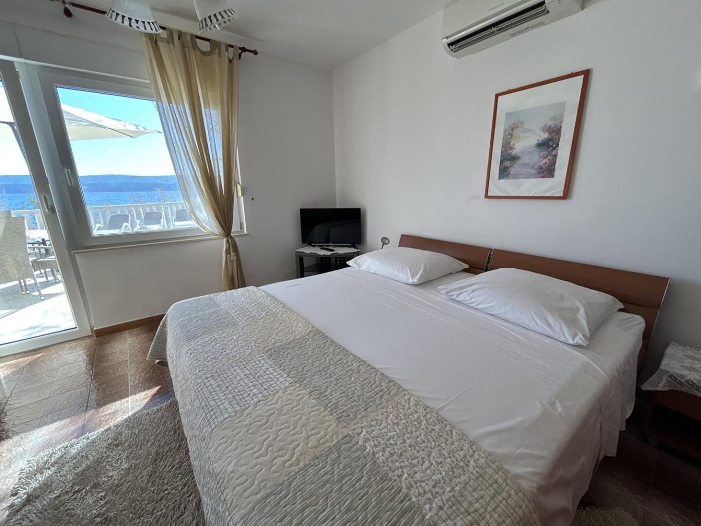 Azure Apartments By The Sea Near City Omiš Exteriér fotografie