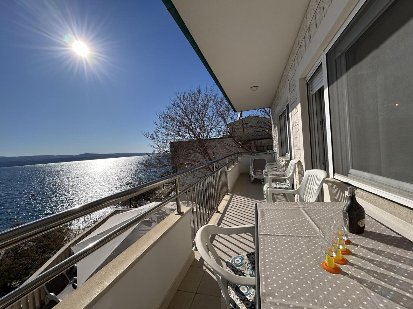 Azure Apartments By The Sea Near City Omiš Exteriér fotografie
